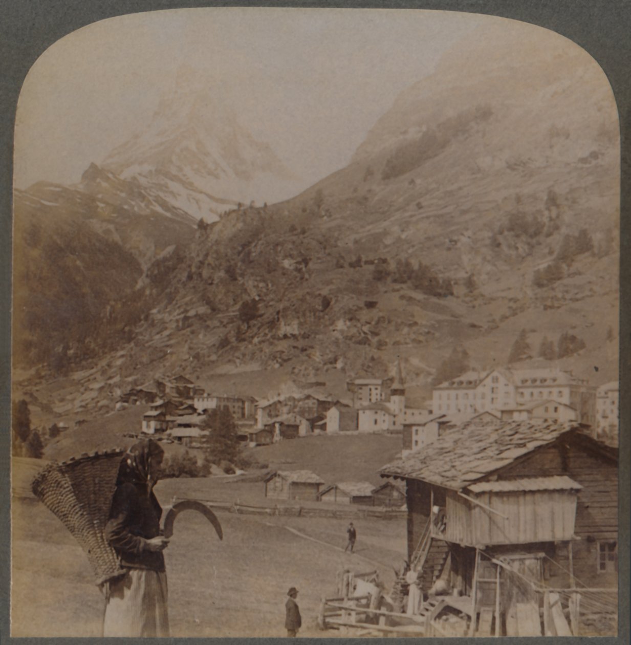 Alpine Spirits Sanctuary - charmiga Zermatt och Matterhorn Schweiz, 1901. av Underwood and Underwood