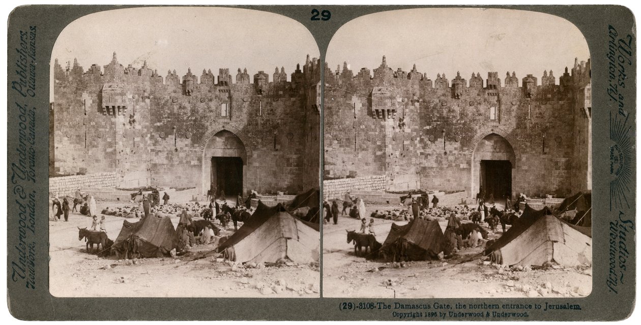 Damaskusporten, den norra ingången till Jerusalem, Palestina, 1896. av Underwood and Underwood