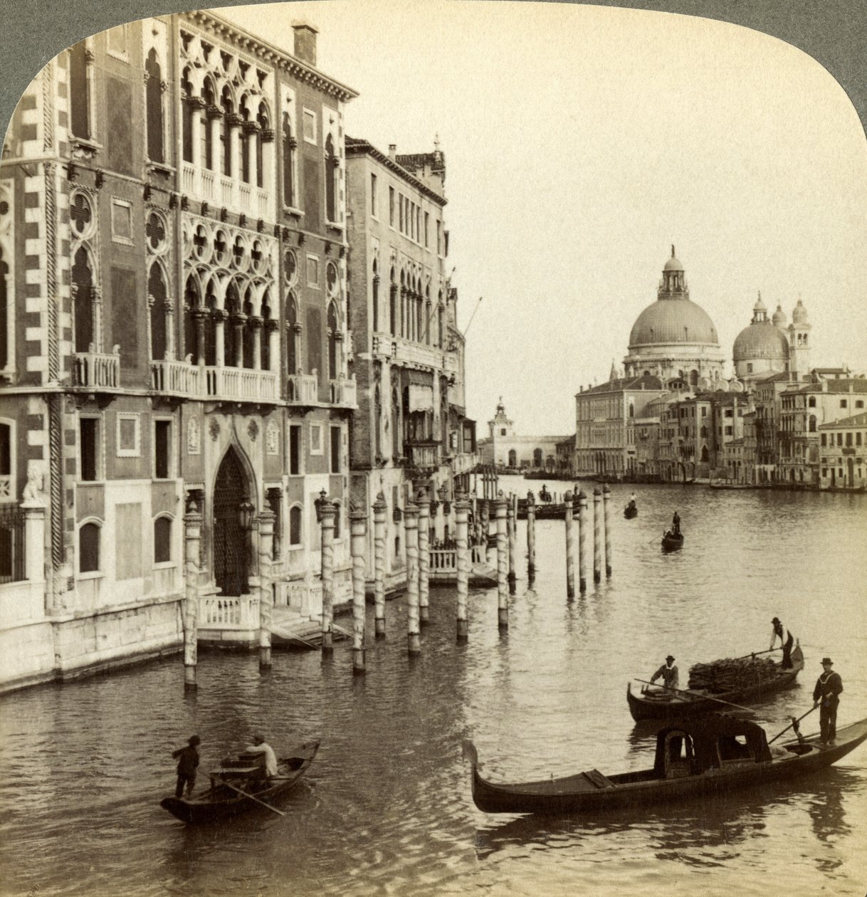 Canal Grande, Venedig, Italien. av Underwood and Underwood