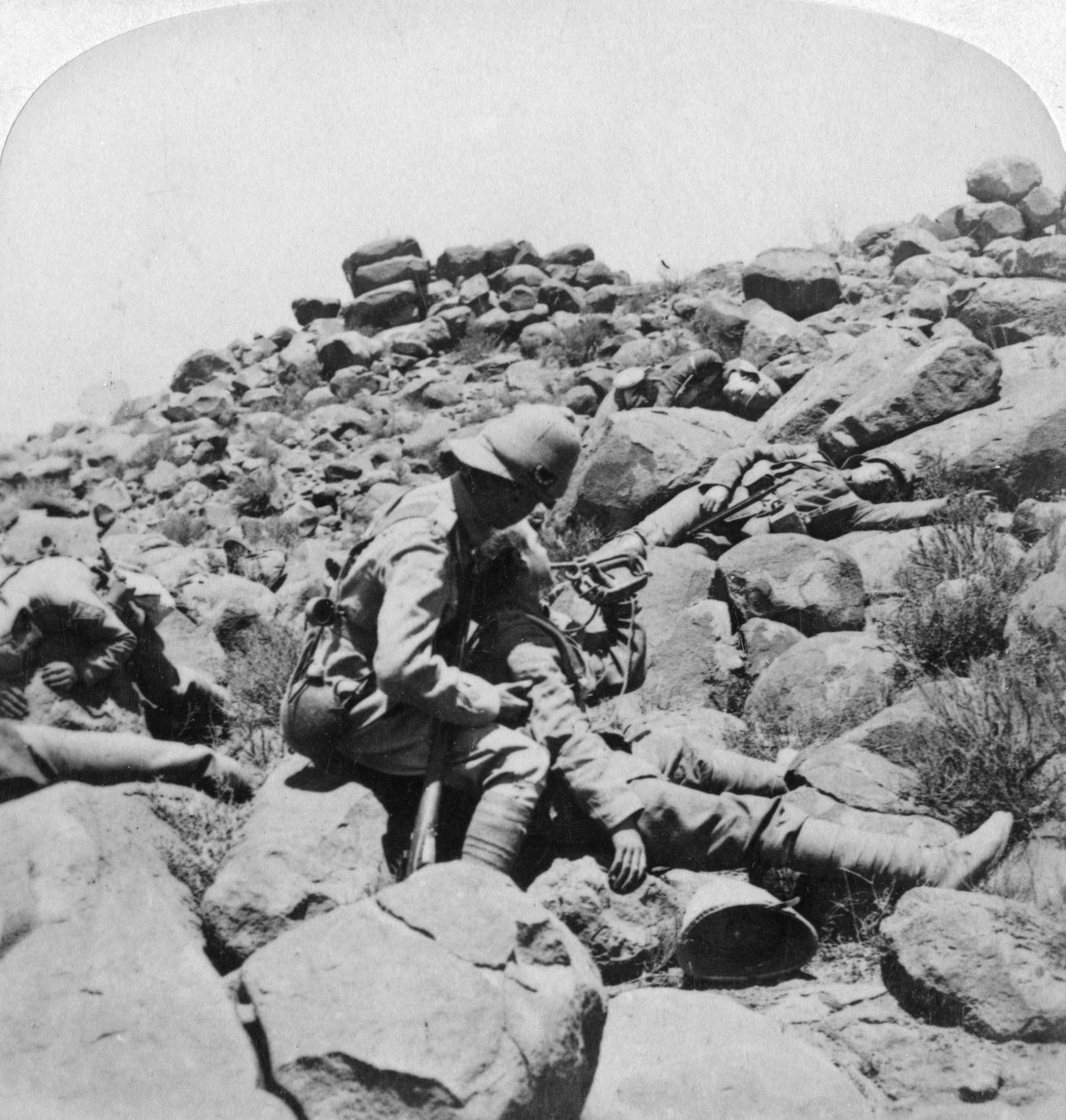 De döende buglarnas sista samtal, en incident på slagfältet, Gras Pan, Sydafrika, 1900 av Underwood and Underwood