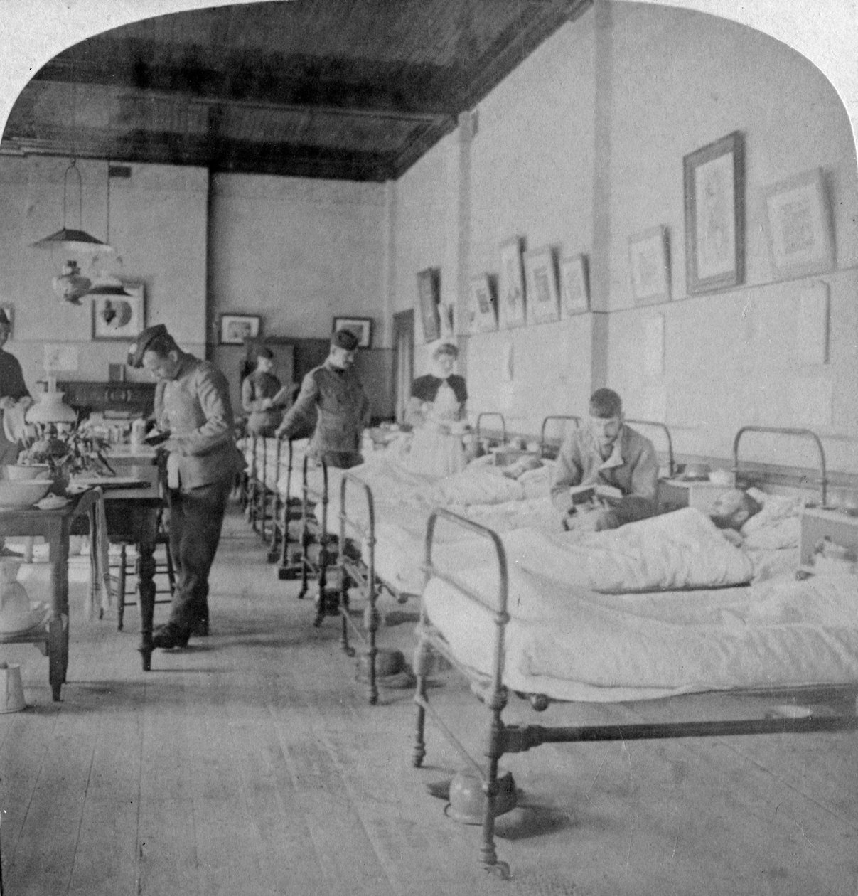 Avdelning på General Hospital nr 10, tidigare Grays College, Bloemfontein, Sydafrika, 1901 av Underwood and Underwood