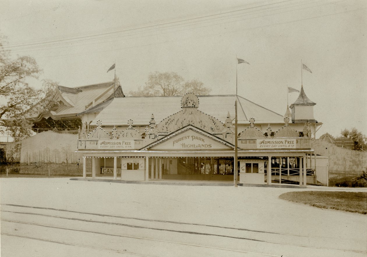 Entrance to Forest Park Highlands av Unknown