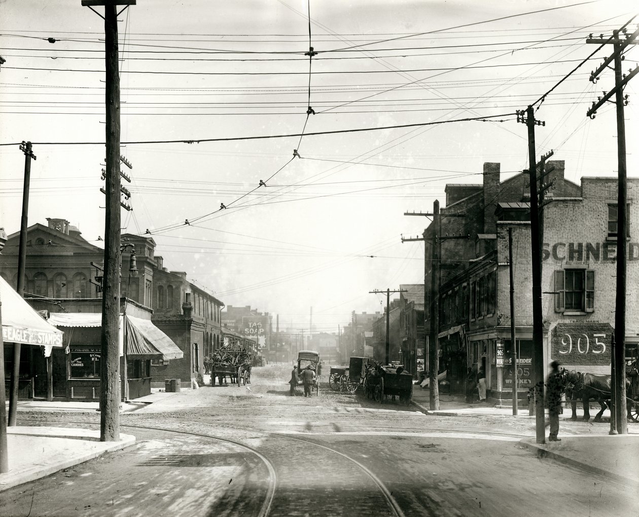 Intersection of Biddle and Thirteenth Streets looking north av Unknown