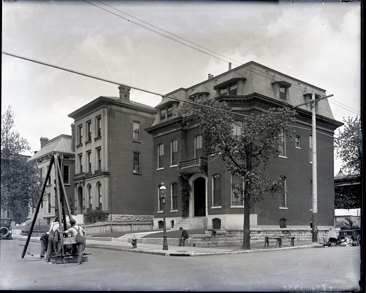 Pierre Chouteau Maffitt residence, 3501 Washington av Unknown