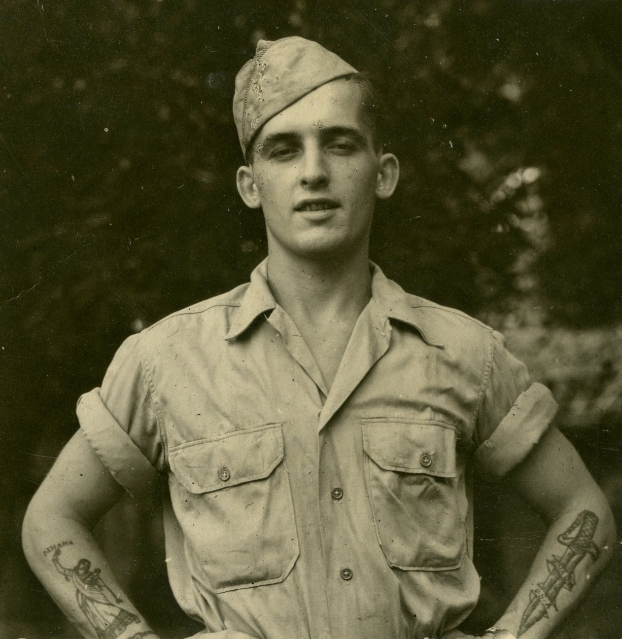 Tatuerad amerikansk soldat, ca 1941 av Unknown