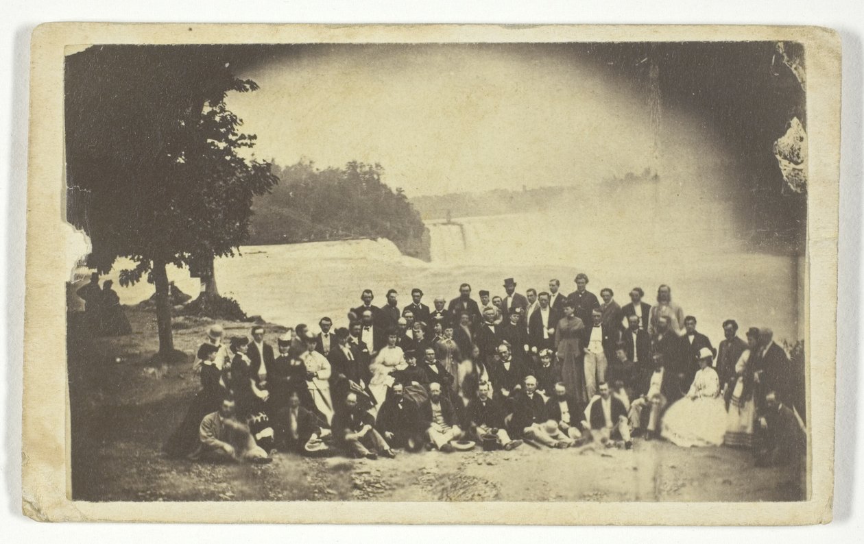 Utan titel (Grupp vid Niagarafallen) av Unknown