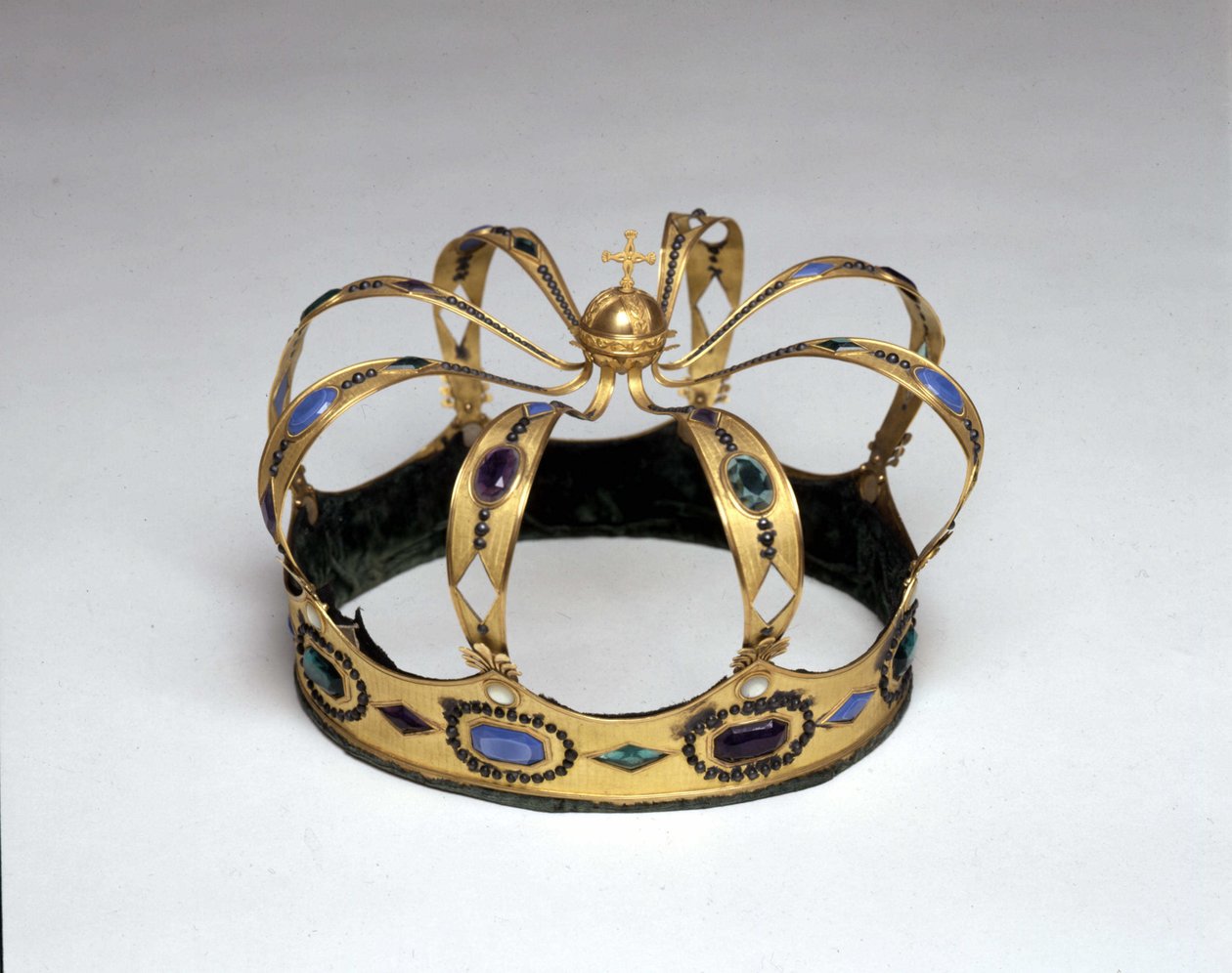 Krona av guld och ädelstenar av kungen av Italien av Napoleon Bonaparte (1769 - 1821). Risorgimento-museet. Milano av Unknown artist