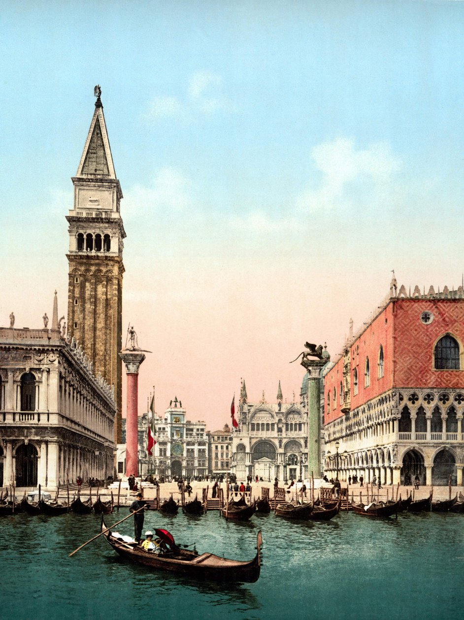 Illustration som föreställer Markusplatsen i Venedig. Fotokrom från slutet av 1800-talet. av Unknown artist