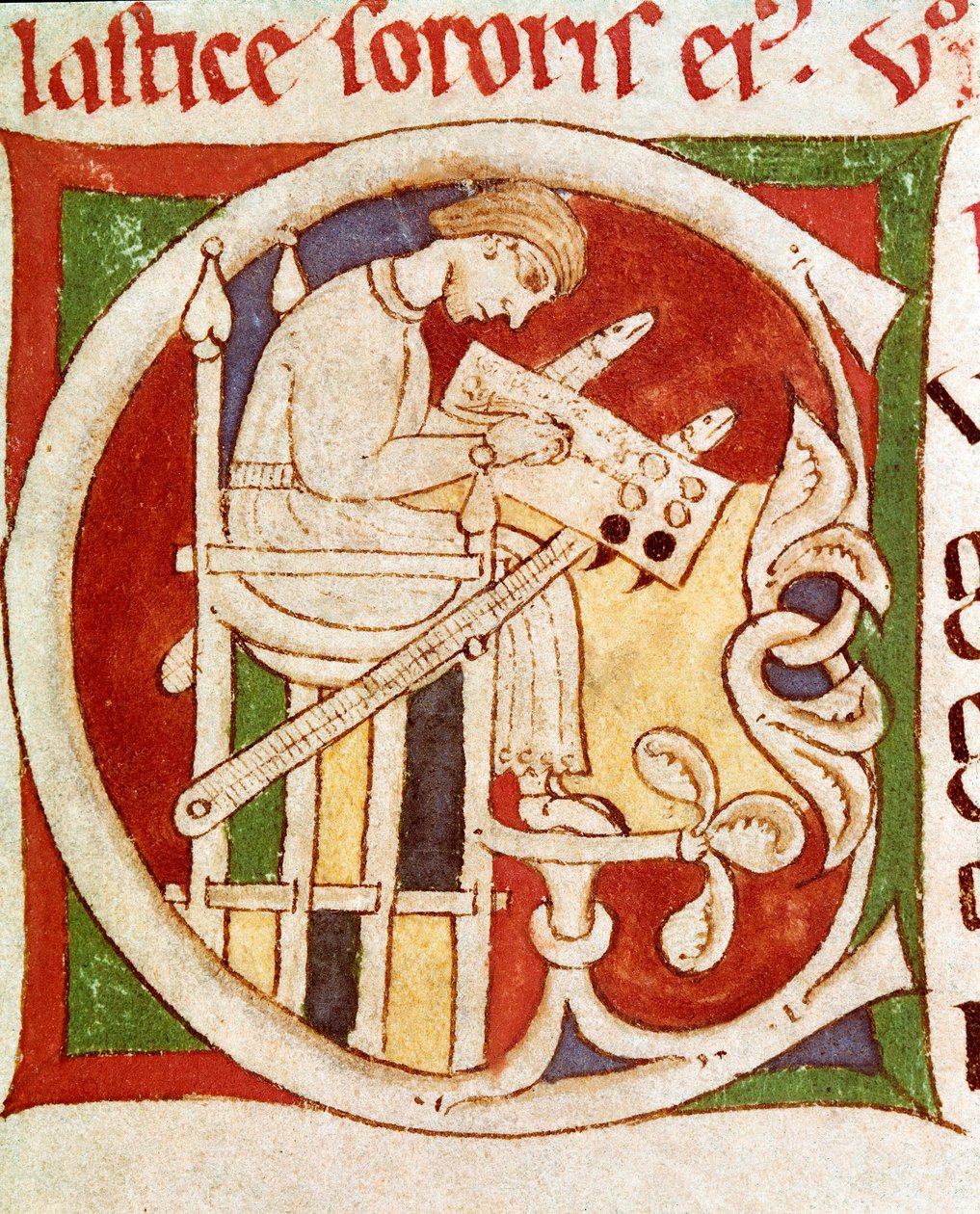 Bokstaven C prydd med en munk som skriver på ett skrivbord. Miniatyr från "" Vitae sanctorum"" (De heligas liv) Coimbre från 1100-talet, universitetsbiblioteket av Unknown artist