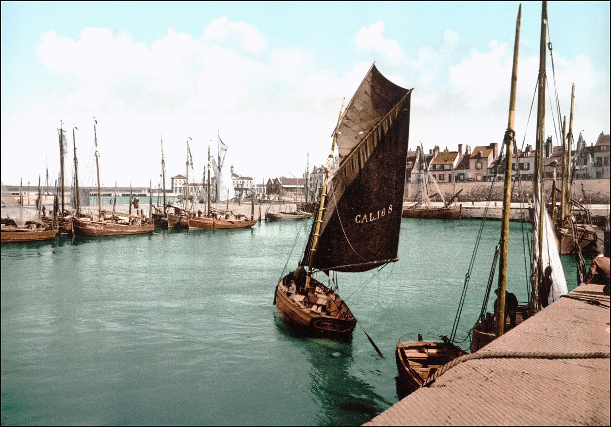 Utsikt över Calais, hamnen. Photochrome v. 1890. av Unknown artist
