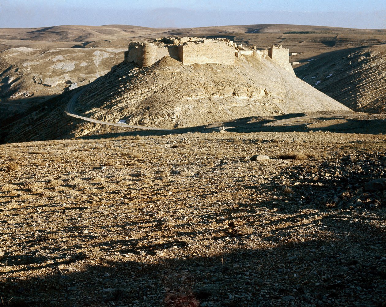 Utsikt över Karac el Chobac, korsfararslott på östra sidan av Arabah av Unknown artist