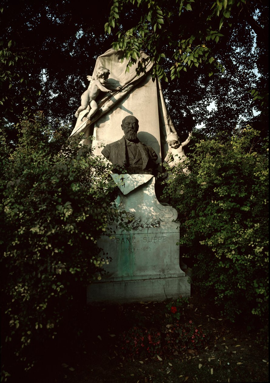 Utsikt över den österrikiske kompositören och dirigenten Franz von Suppes (1819-1895) grav på centralkyrkogården i Wien (Zentralfriedhof), Österrike av Unknown artist