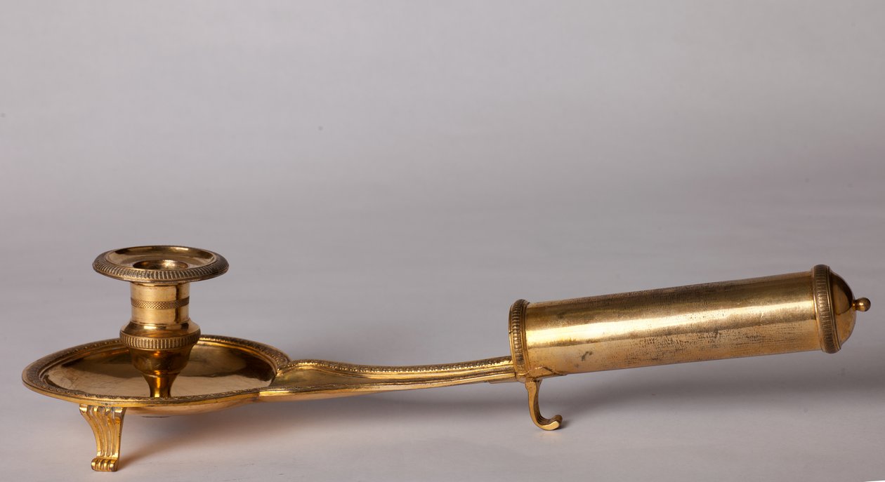 Ljusstake. Förgylld på koppar. Börja 1800-talet. Empire stil. av Unknown artist