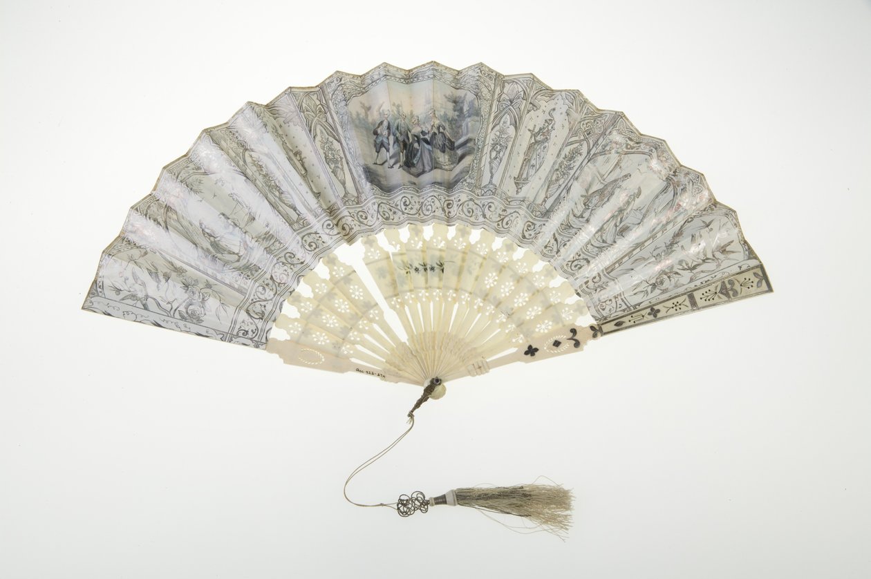 Fläkt, ca 1850, målat papper, ben, silver och silke-och-metalltråd tofs, tillverkare okänd av Unknown artist
