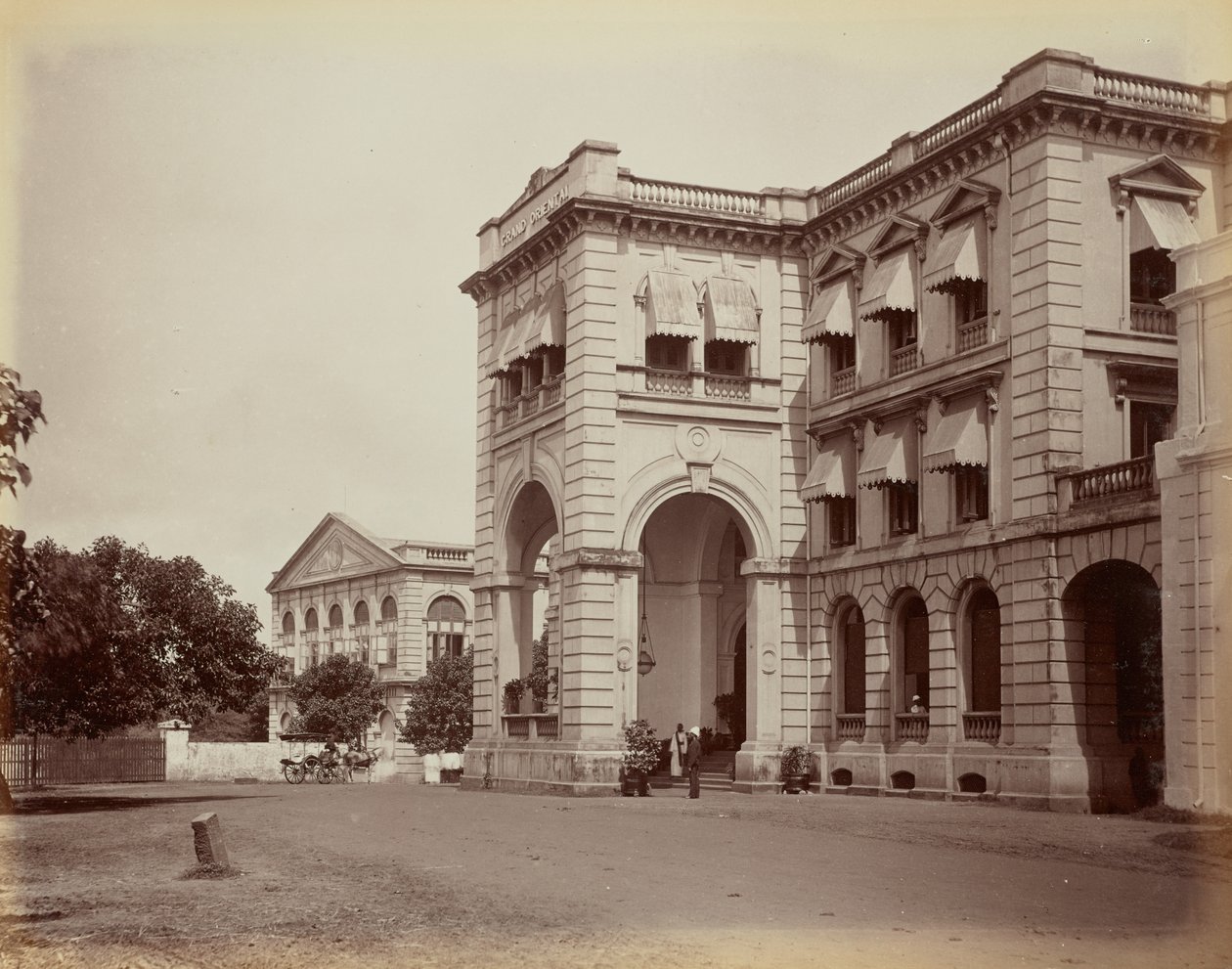 Grand Oriental Hotel, Colombo av Unknown artist