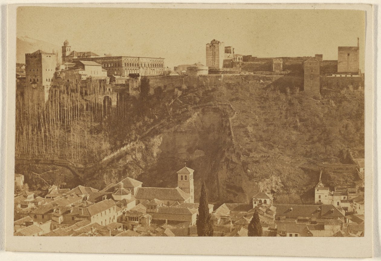 [Lång vy över Alhambra, Spanien] av Unknown artist