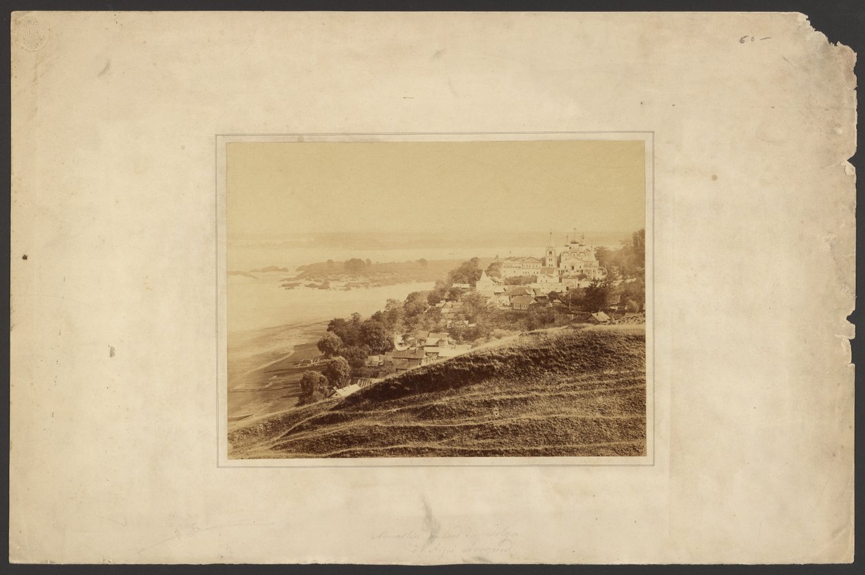 [Klostret vid Volgas strand, Nizjnij Novgorod] av Unknown artist