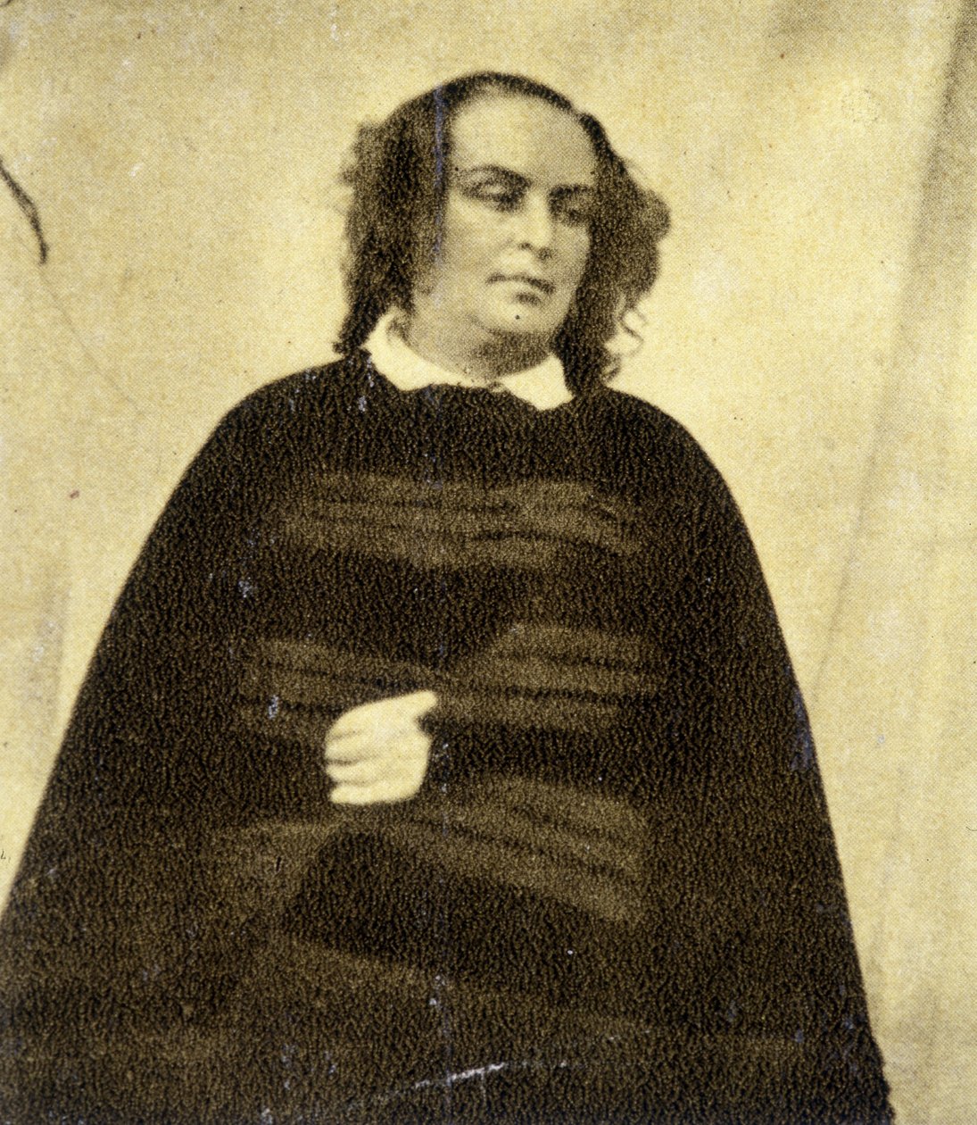 Fru Victor Hugo, fortfarande klädd i svart sedan hans dotter Leopoldine dog av Unknown artist