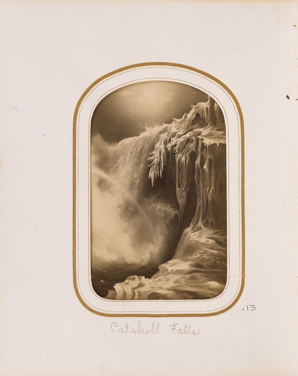 [Målning av ett fruset vattenfall] av Unknown artist
