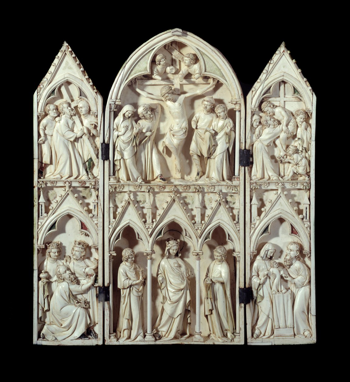 Triptyk av Saint-Sulpice du Tarn: Korstransport, Korsfästelse, Nedstigning av korset, Tillbedjan av Magi, Glorious Virgin, Presentation vid templet. Snidade reliefstrumpor i elfenben. Omkring 1300 Paris, Nationalmuseet för medeltiden, Thermes d av Unknown artist