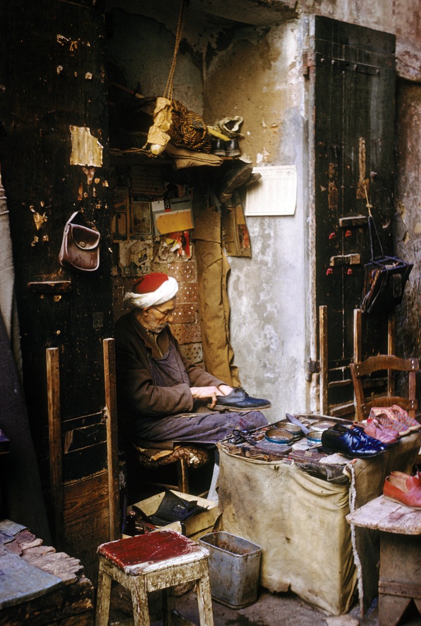 En skomakare, Alger av Unknown photographer