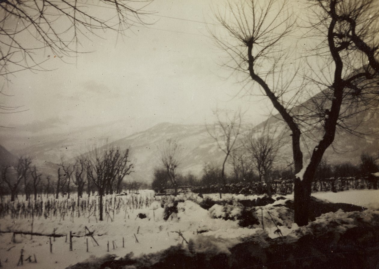 Album " Harriet Louise Self": utsikt över Brenta-dalen med snö av Unknown photographer