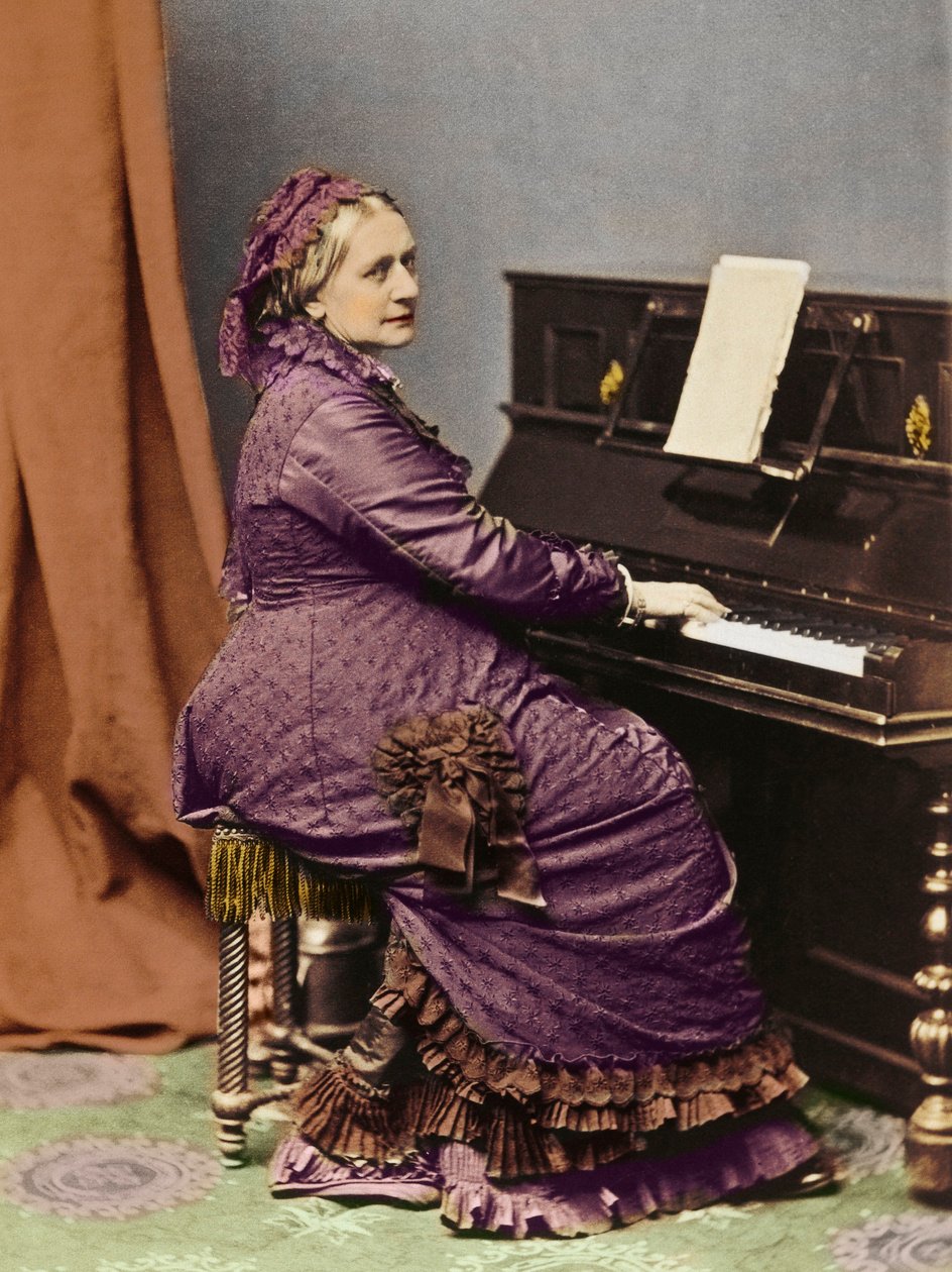 Clara Schumann (1819 -1896), tysk pianist och kompositör, vid pianot - Porträtt av Clara Schumann (1819-1896), tysk pianist och kompositör, fru till Robert Schumann. av Unknown photographer