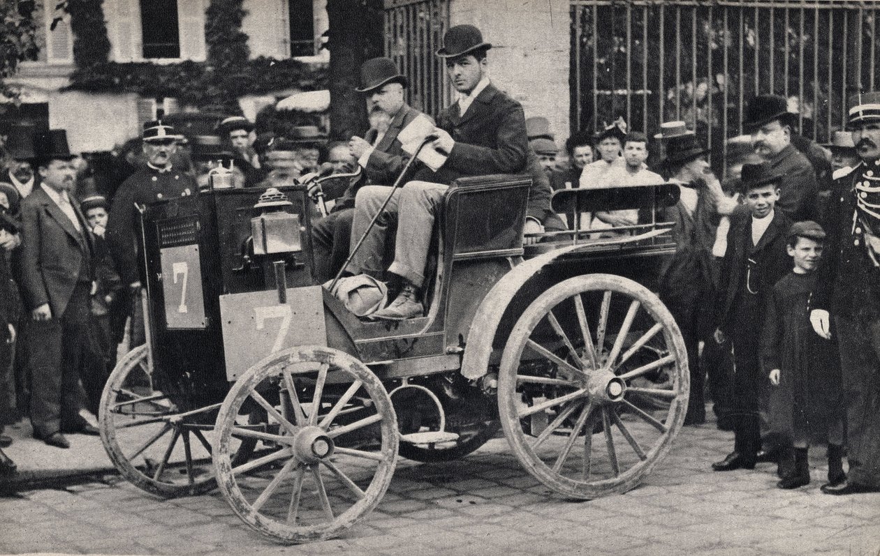 Tävlande har en hästfri biltävling, bil av Unknown photographer