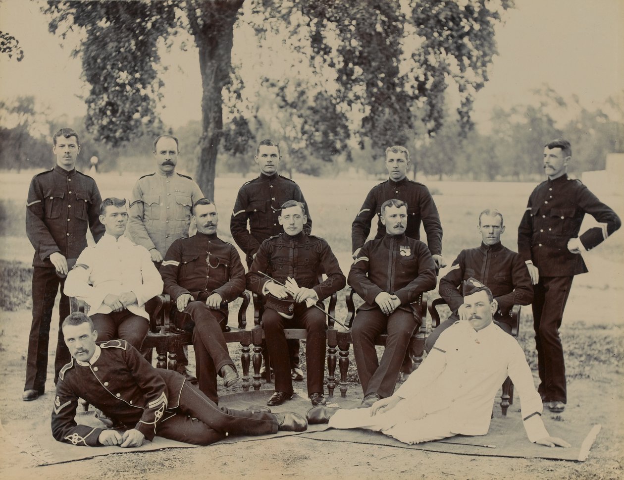 Korpraler av ?C? Kompani, 1:a bataljonen The Bedfordshire Regiment, 1890 ca av Unknown