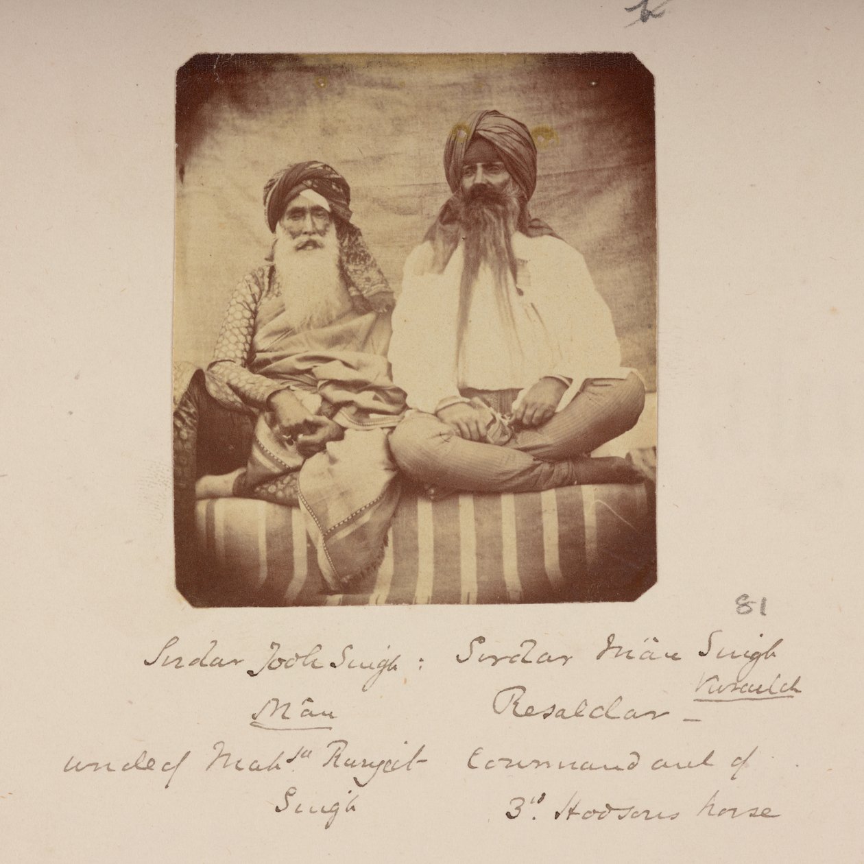 Överhuvuden från Ranjit Singhs hemstad: hans farbror Jodh Singh Mann (till vänster) och Man Singh Vuraich, Gujranwala, ca 1860 (svartvitt foto) av Unknown photographer