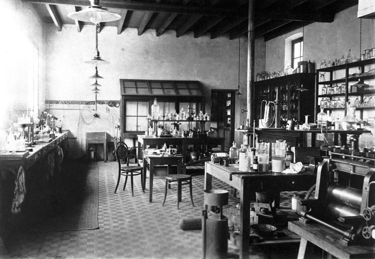 Alfred Nobels laboratorium i hans villa i Sanremo av Unknown photographer