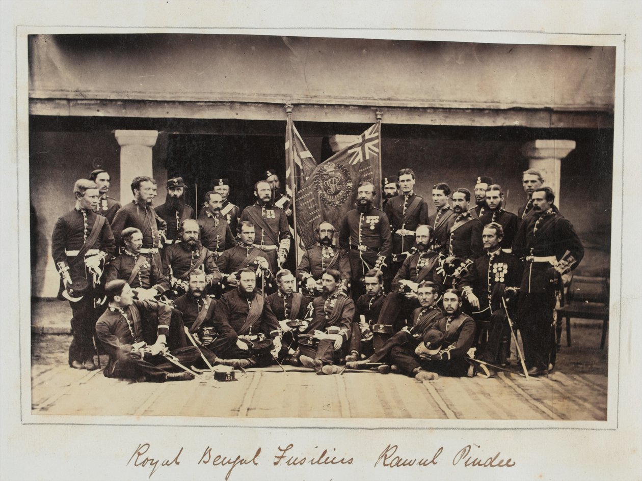 Medlemmar av 101st Regiment of Foot (Royal Bengal Fusiliers) vid Rawalpindi av Unknown photographer