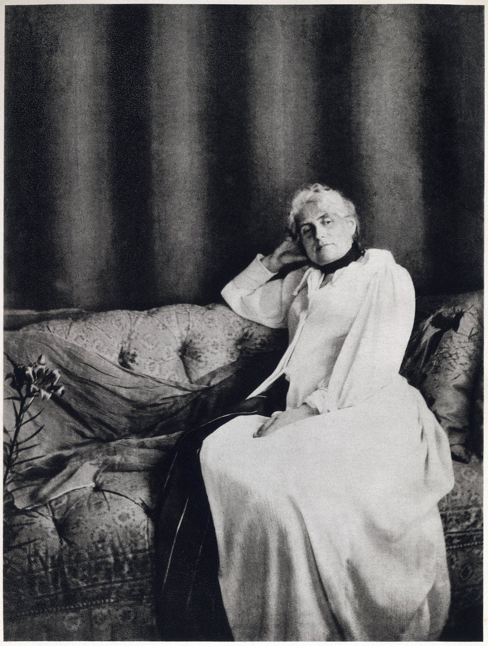 Porträtt av Berthe Morisot, ca 1893 (s/v foto) av Unknown photographer