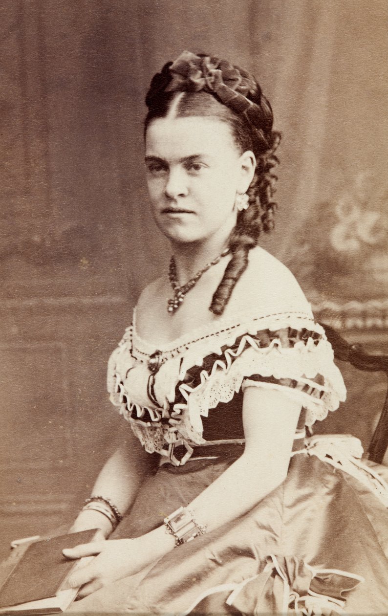Porträtt av Edith Wynne, ca 1860-talet (s/v foto) av Unknown photographer