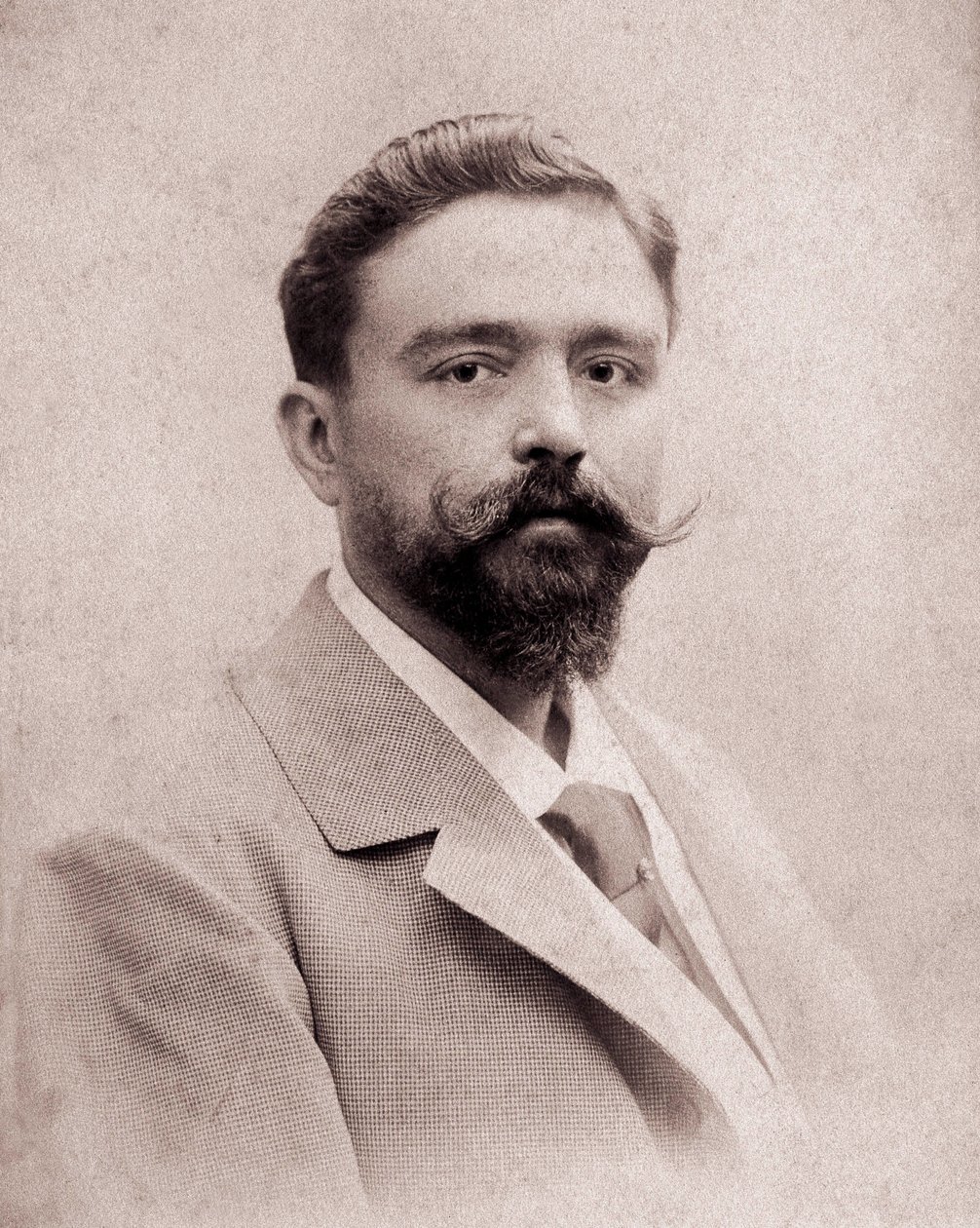 Porträtt av kompositören och pianisten Isaac Albeniz (1860-1909) vid 35 års ålder. Foto 1895. Madrid. Albeniz Foundation. av Unknown photographer