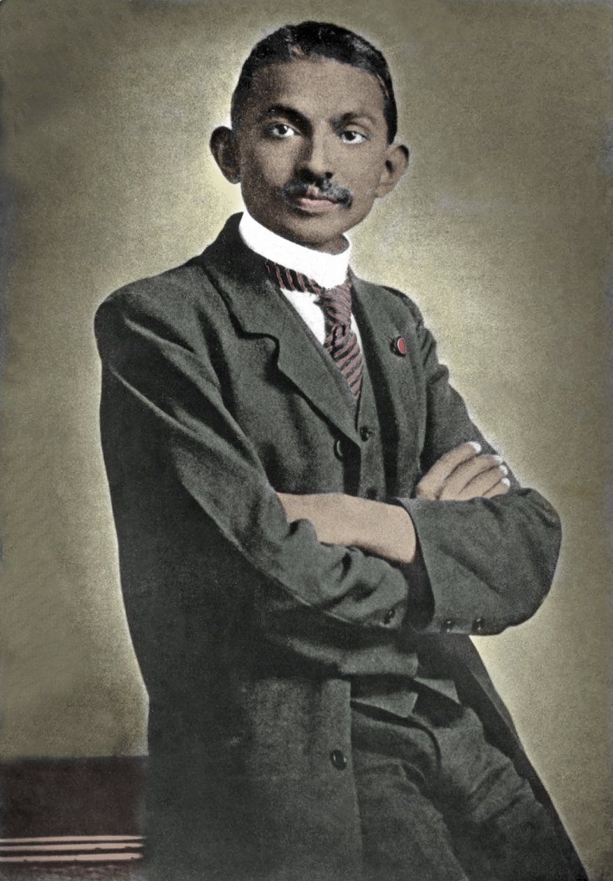 Porträtt av den politiska ledaren Mohandas Karamchand Gandhi (1869-1948) känd som Mahatma, indisk politisk och andlig ledare av Unknown photographer