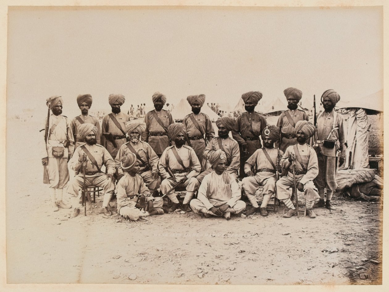 Det 15:e (Ludhiana) regementet av bengaliska infödda infanteri i Sudans ökenlandskap av Unknown photographer