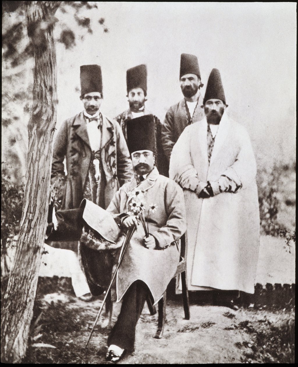 Shahen av Persien Nasser-ed-Din och hans kammare av Unknown photographer