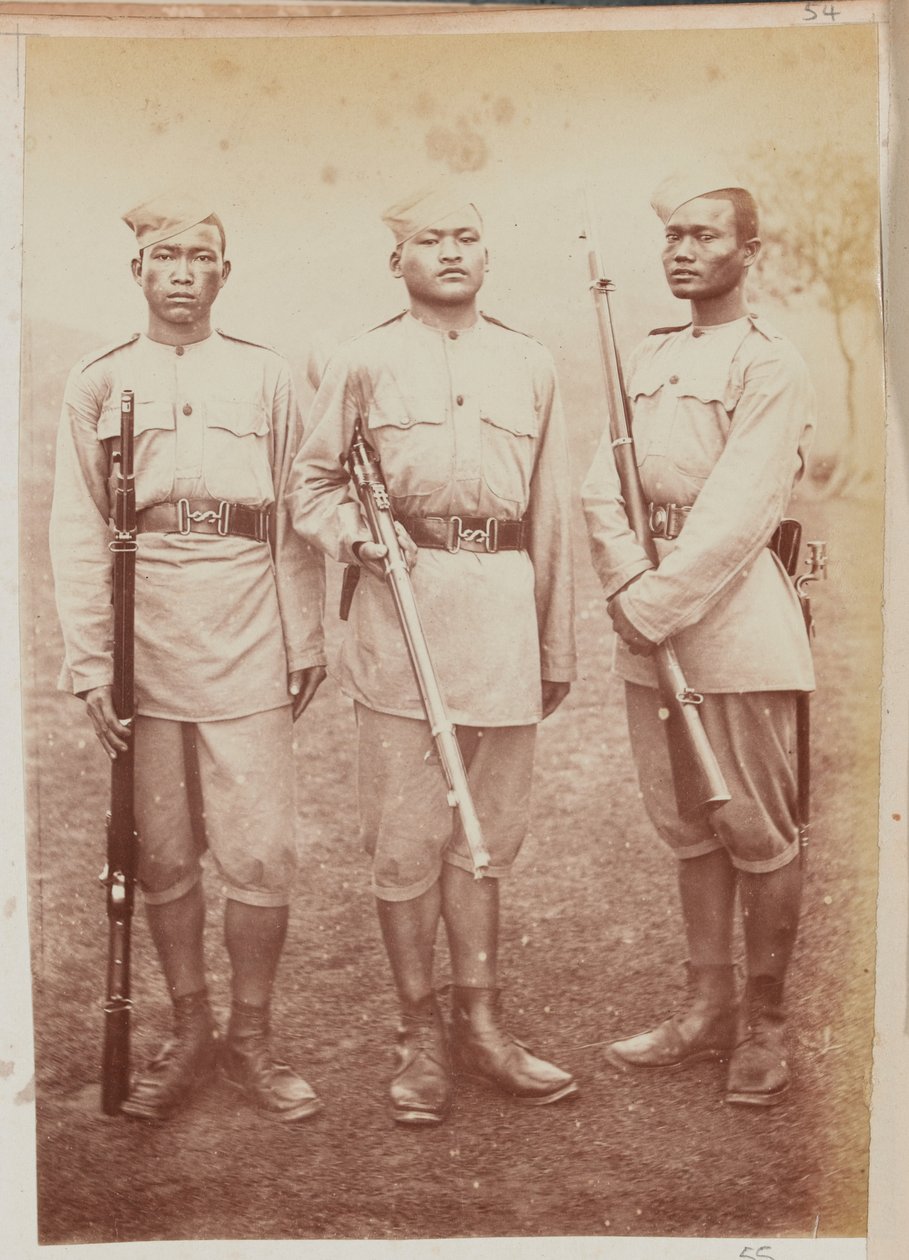 Tre soldater från 4:e Gurkha (gevärs) regementet av Unknown photographer