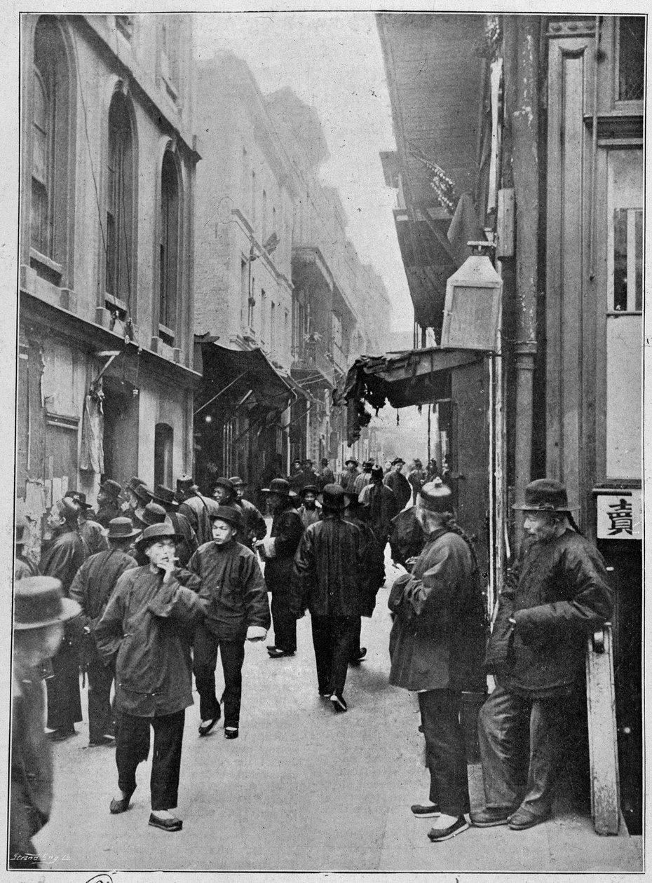 Kvinnor från kinesiska handlare i Kalifornien av Unknown photographer