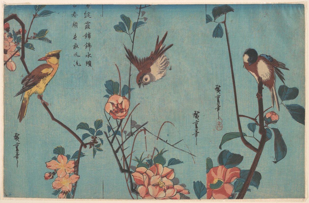 Mes och kamelior (till höger), sparv och vildrosor (i mitten) samt svartnackad pirol och körsbärsblommor (till vänster) av Utagawa Hiroshige