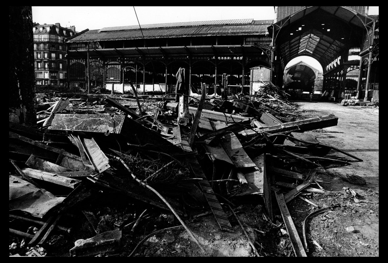 Rivning av den centrala marknaden i Paris, augusti 1971 (s/v foto) av Victor Baltard
