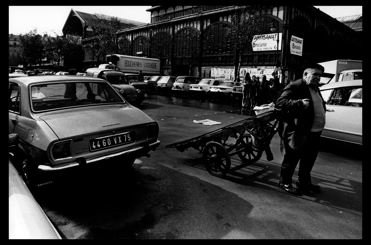 Les halles de Paris strax före rivningen av augusti 1971 (s/v foto) av Victor Baltard