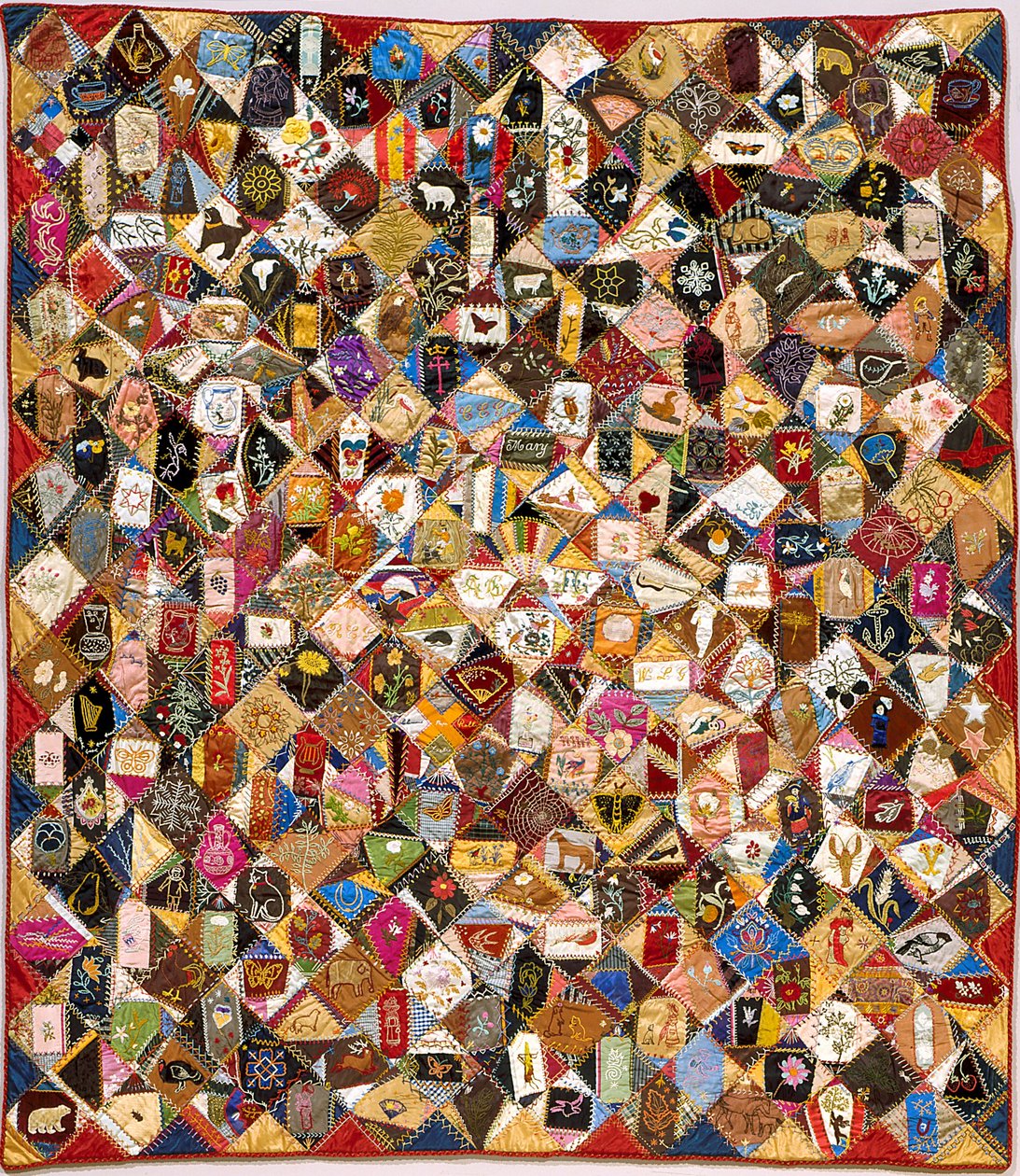 Crazy Quilt (silke, bomull, ull, linne, bitar, broderat) av Victoriene Parsons Mitchell