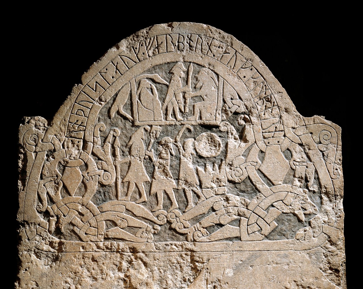 Sandas gravsten från vikingatiden av Viking