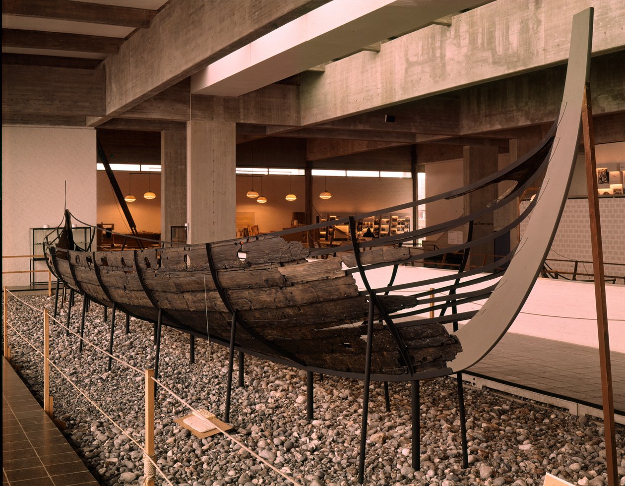 Vikingaskepp (drakkar eller Langskip) hittat i Roskildefjorden, Danmark, ca 1030 (ek, tall, ask och al) av Viking