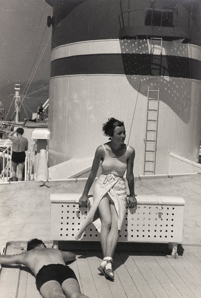 Ett par ombord på kryssningsfartyget "Oceania", från albumet "At the Edge of Oceania 28th July to 10th August 1935 av Vincenzo Balocchi