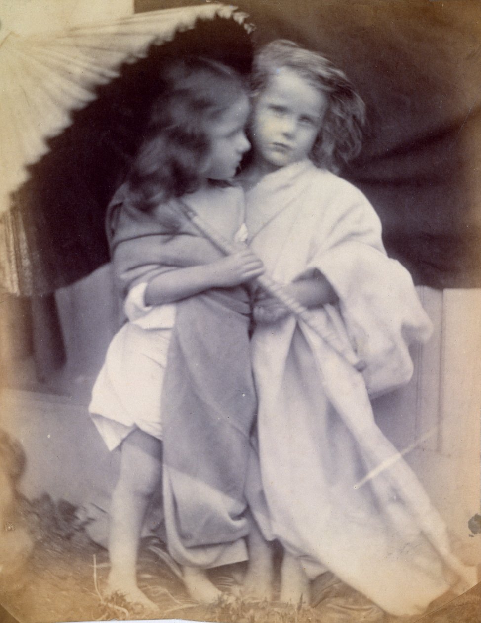 Paul och Virginia under ett parasoll, ca 1855-65 av Viscountess Hawarden
