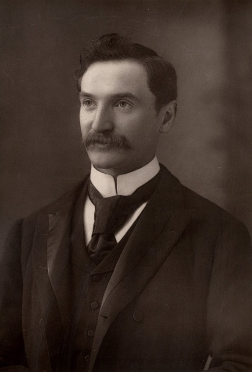 ""Solomon Joseph Solomon (1860-1927) engelsk porträtt- och väggmålare. Under första världskriget introducerade han användningen av kamouflage i den brittiska armén. (woodburytype) av W. and D. (after) Downey