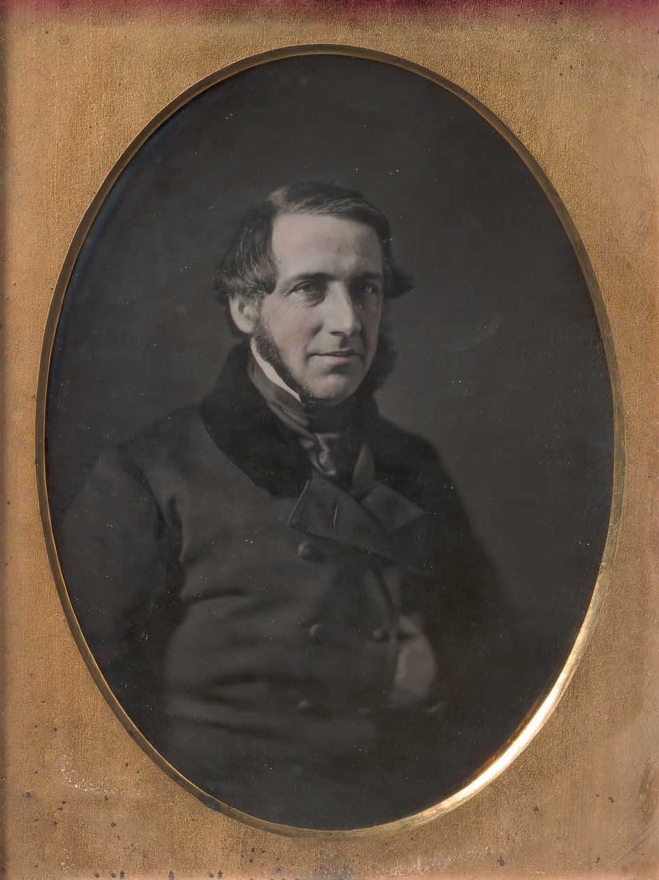 Medelålders man med hakbandsskägg, handstoppad inuti jacka med knäppning, 1840-50-tal av W. and F. Langenheim